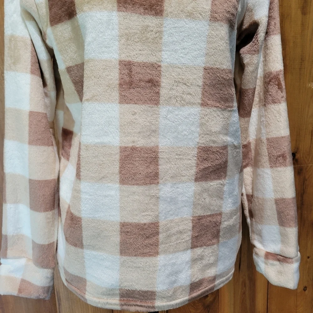 Plaid Button-Shoulder Sweater - Picture 6 of 10